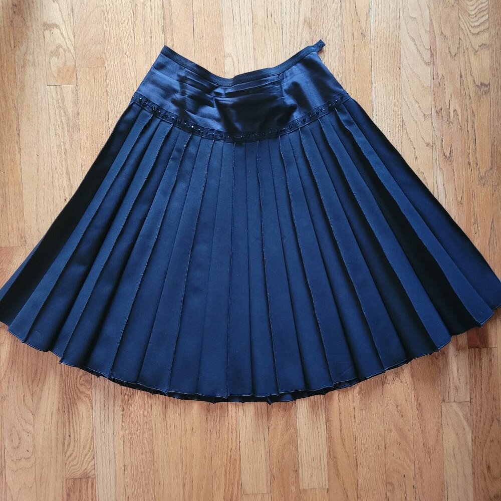 Marc Jacbos pleated wool skirt